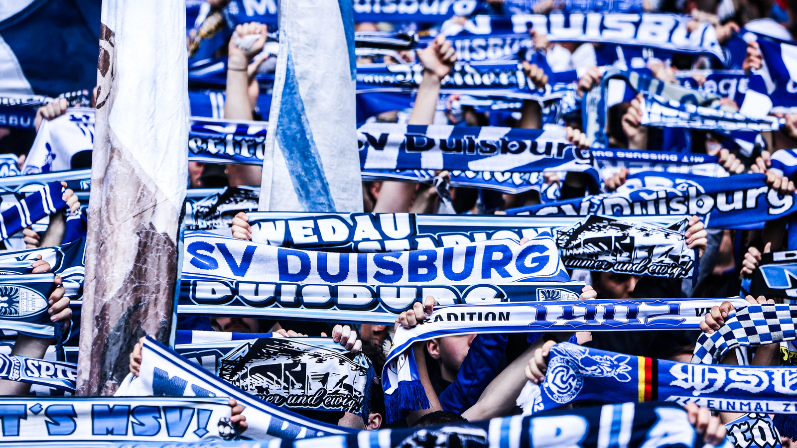 Stadiontribuene am Spieltag